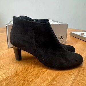Gabor Dark Suede Ankle Boots